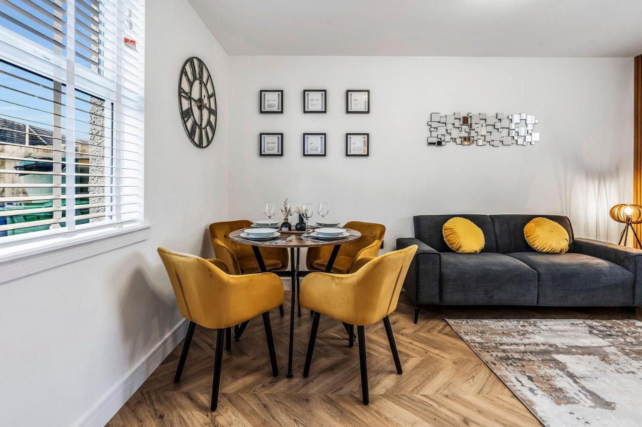 Parkside 2 Bedroom House Near Dunfermline & Edinburgh المظهر الخارجي الصورة